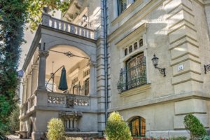 learn real estates budapest